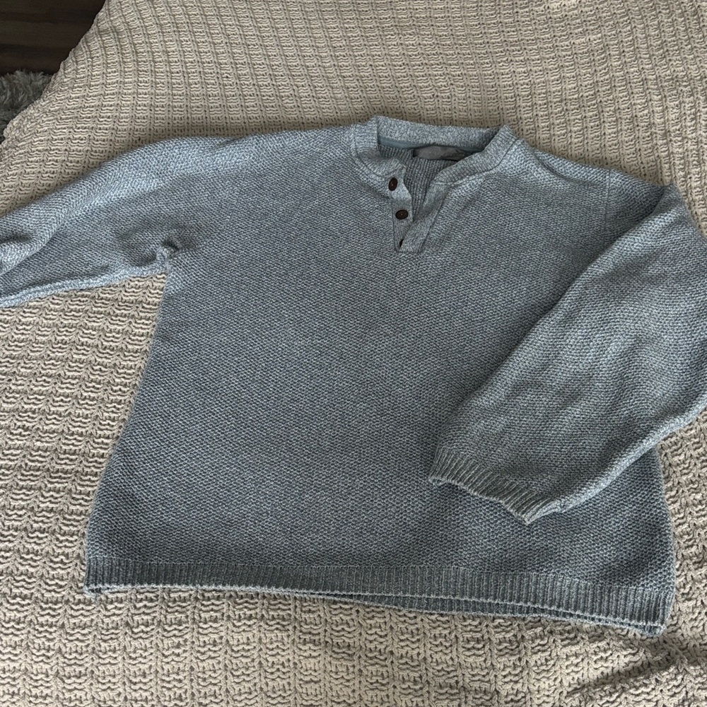 Oscar de la Renta Gray/powder blue Crewneck Sweater